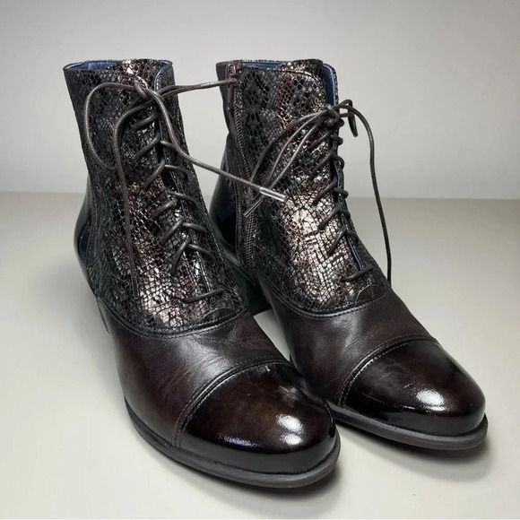 DORKING BY FLUCHOS | BRISDA SNAKE LACE PRINT HEEL BOOTS - Picture 9 of 14